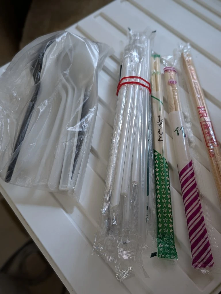 全新的免洗餐具（ 湯池、 吸管等） 商品圖片