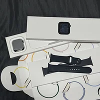 Apple Watch SE3 40mm 已拆近全新