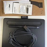 Wacom Intuos Basic Small 繪圖板