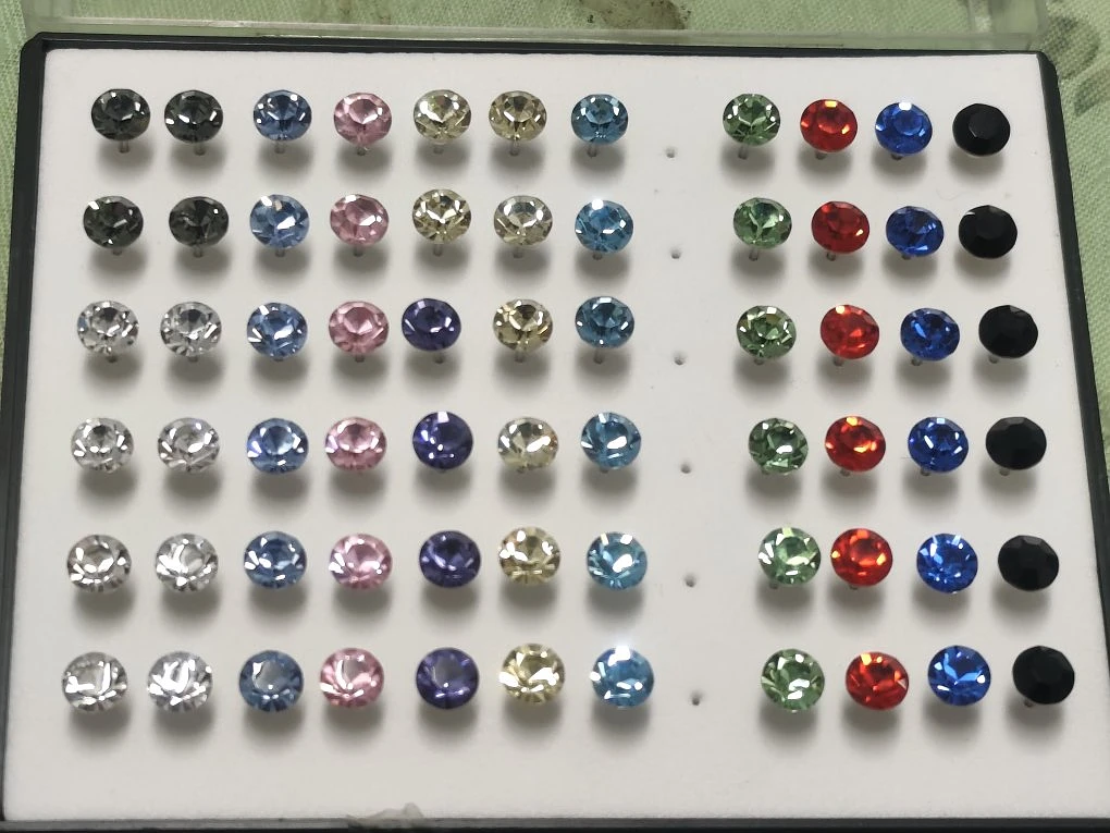 抗敏矽膠彩色水晶鑽耳環 直徑6mm 33對 商品圖片