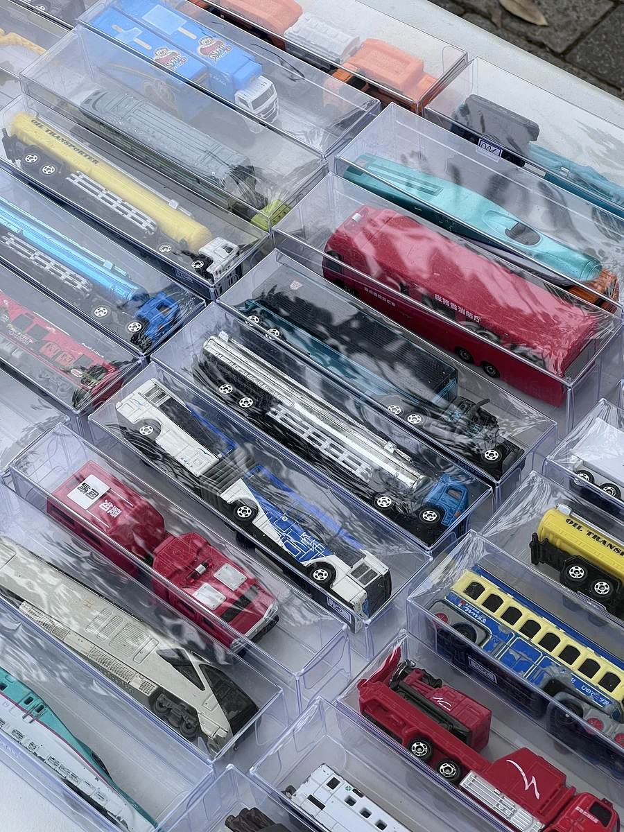 Tomica 戰損小車庫 圖片 5